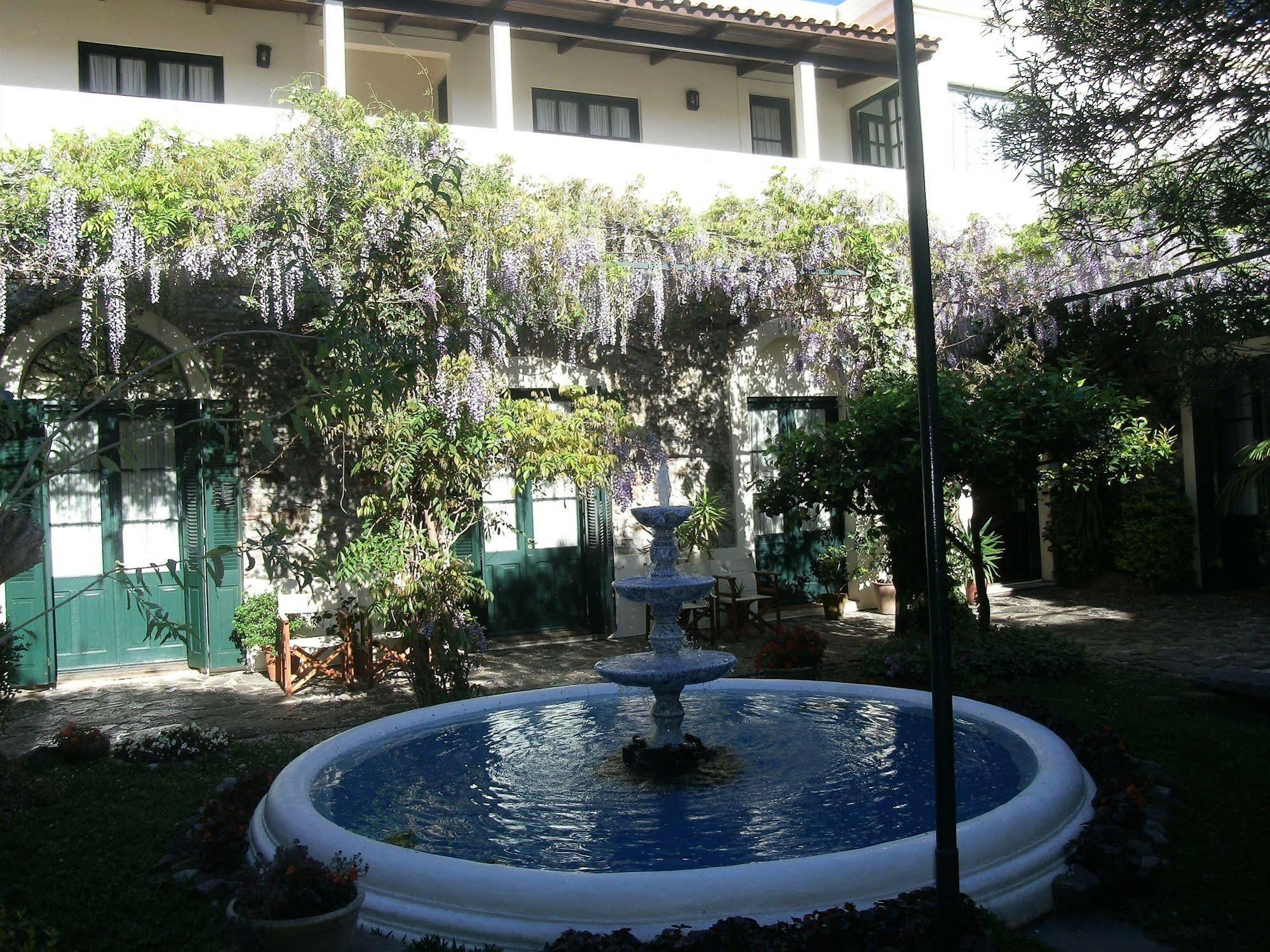 Posada Plaza Mayor Colonia del Sacramento Esterno foto